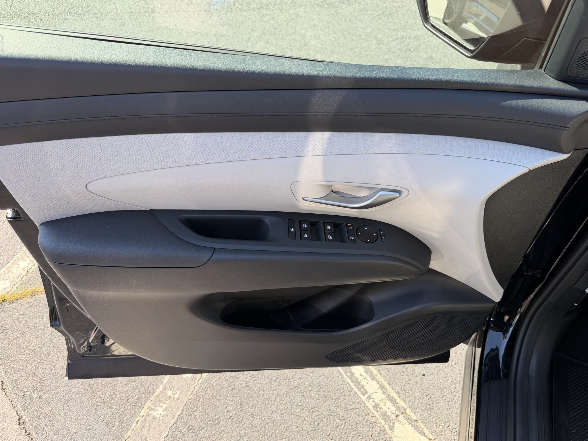 New 2026 Phantom Black Hyundai SEL Premium FWD image 47