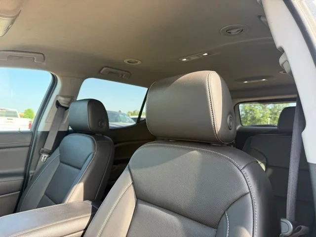 Used 2023 Sterling Metallic GMC SLT image 16
