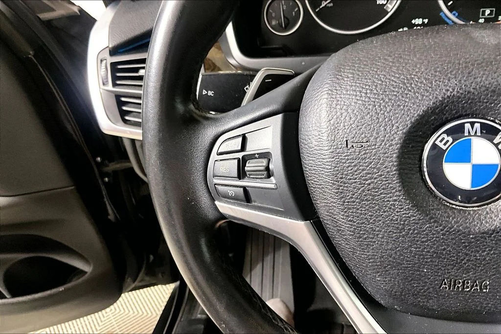 Used 2018 Jet Black BMW sDrive35i image 14