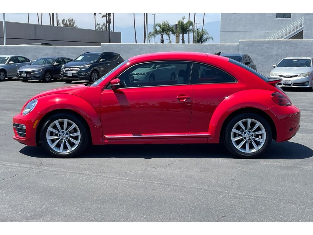 Used 2017 Tornado Red Volkswagen 1.8T SE image 2