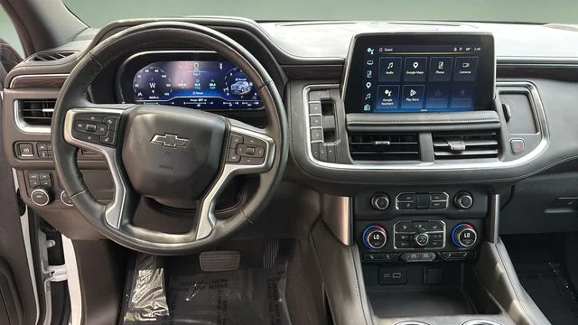 Used 2024 White Chevrolet Z71 image 10