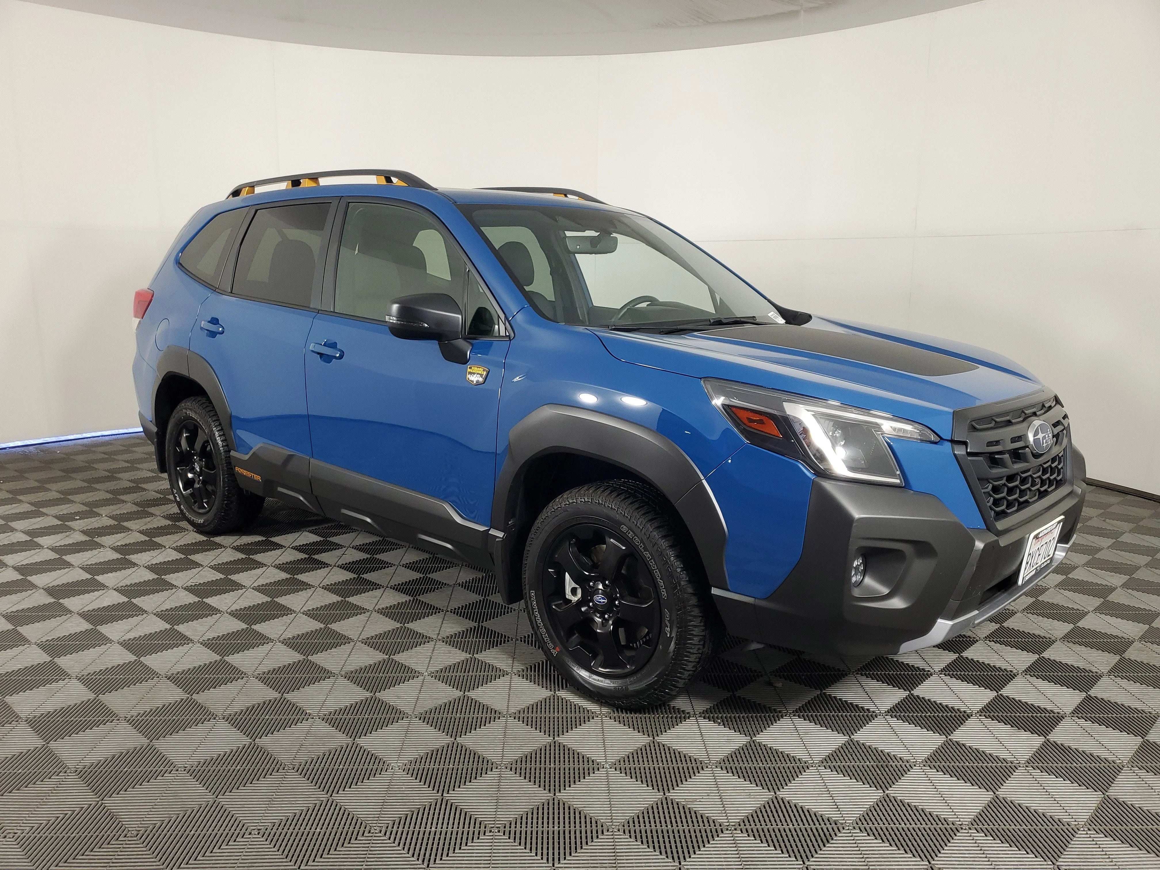 Certified Used 2025 Geyser Blue Subaru Wilderness image 2