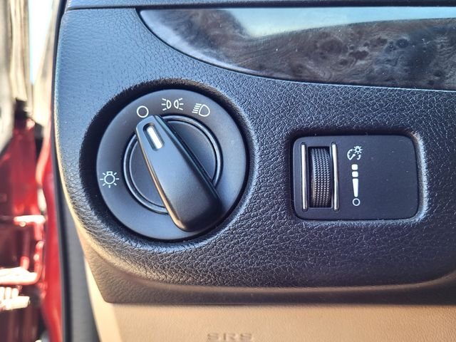 Used 2015 Red Dodge AVP image 15