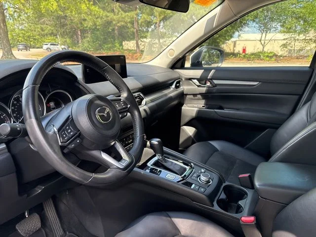 Used 2022 White Mazda 2.5 S Select Package image 9