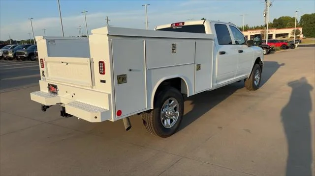 New 2026 Bright White Clear-Coat Exterior Paint RAM Tradesman image 9