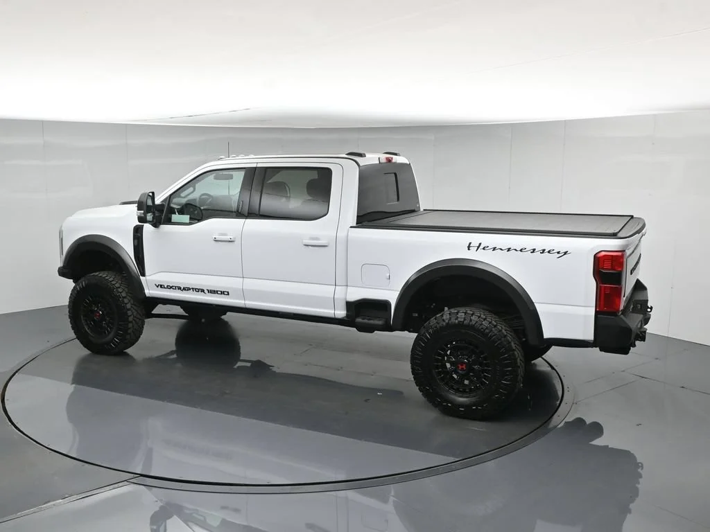 New 2026 Oxford White Ford Lariat image 45