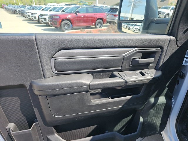 New 2026 Bright White Clearcoat Ram Tradesman image 19