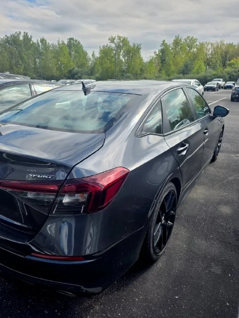 Used 2025  Honda Sport image 4