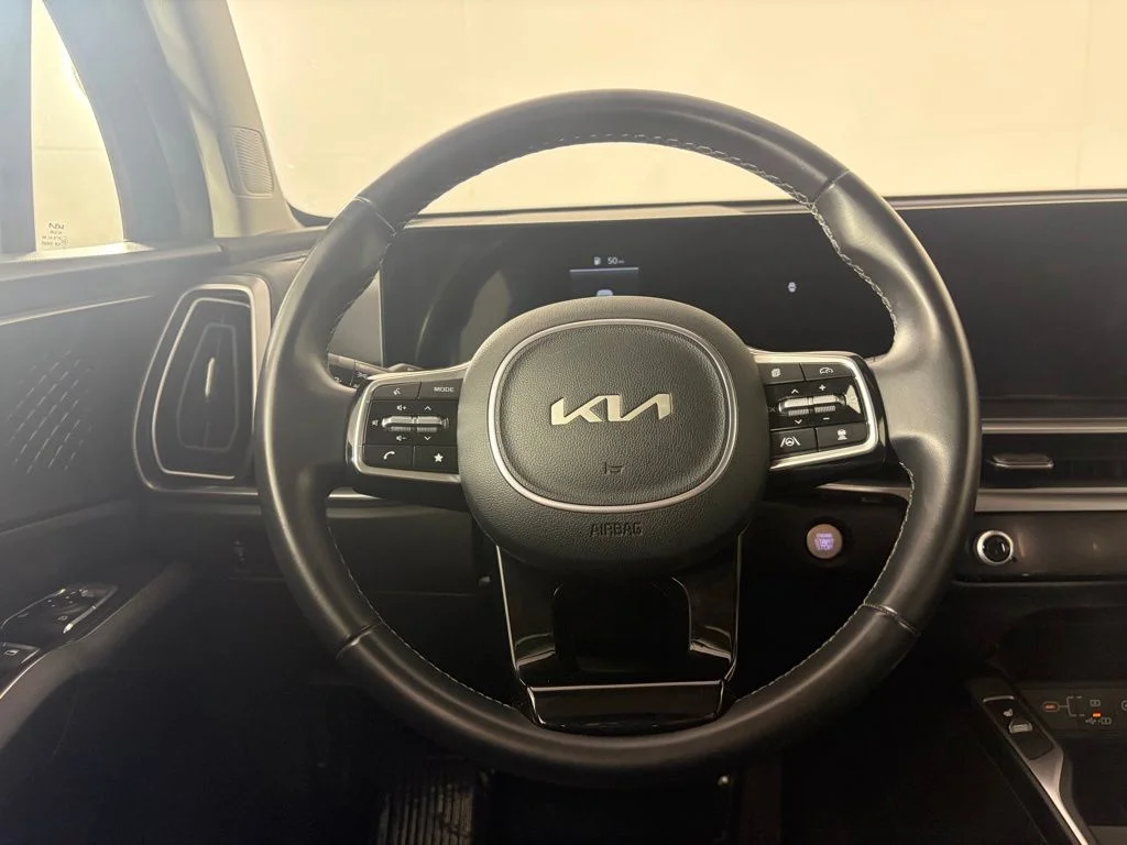 Used 2024 Black Kia S image 7