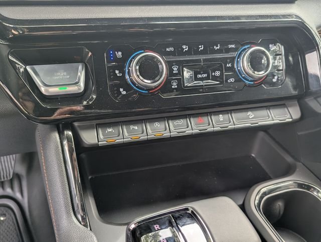 Used 2026 Summit White GMC AT4 image 21