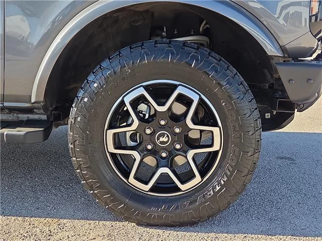 Used 2022 Carbonized Gray Metallic Ford Outer Banks 4x4 image 6
