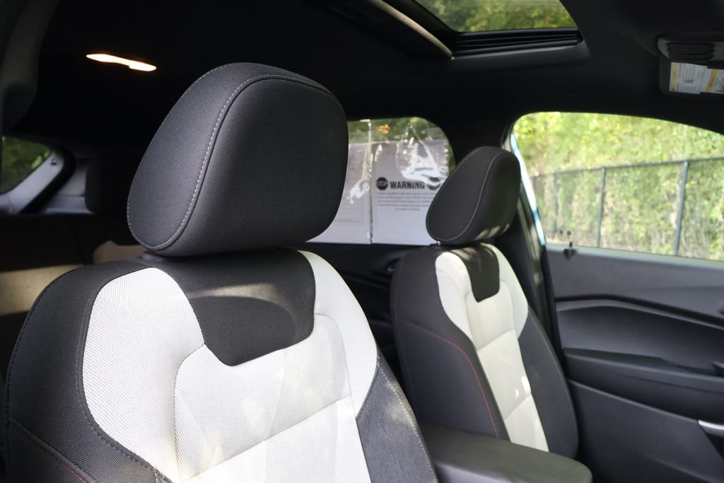 2024 Chevrolet Trax RS - Photo 42