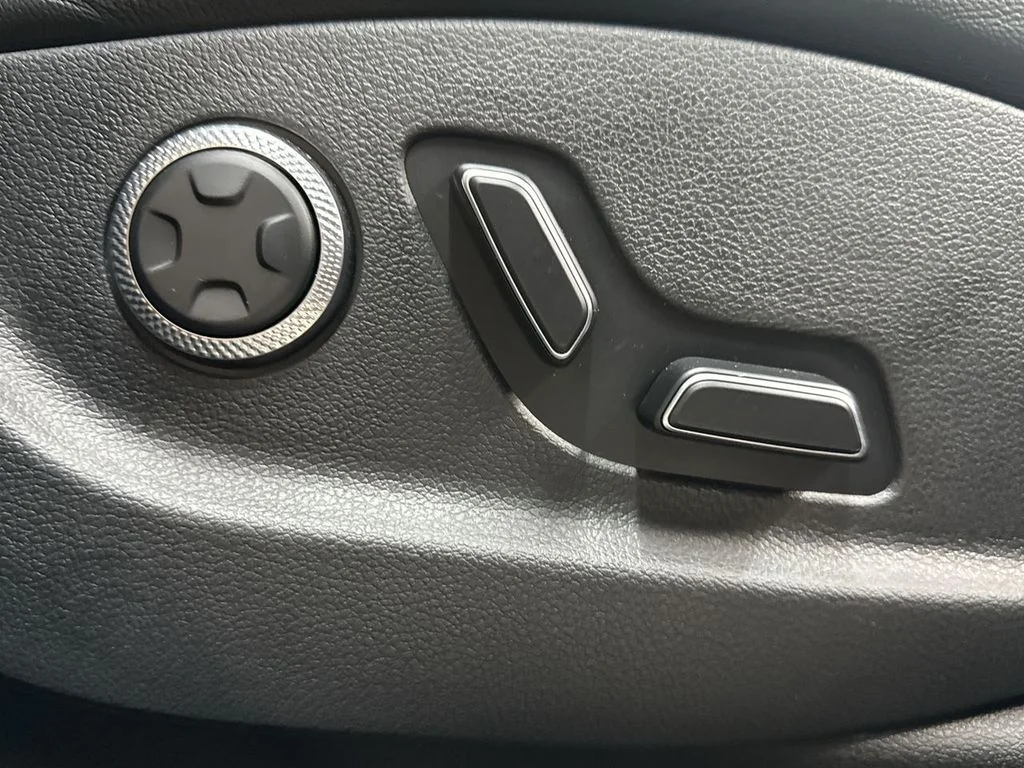 2025 GENESIS GV80 Advanced - Photo 33
