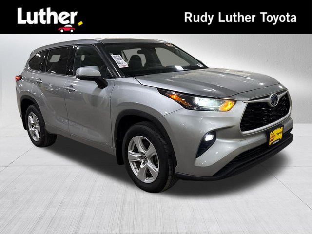 2022 Toyota Highlander Hybrid LE