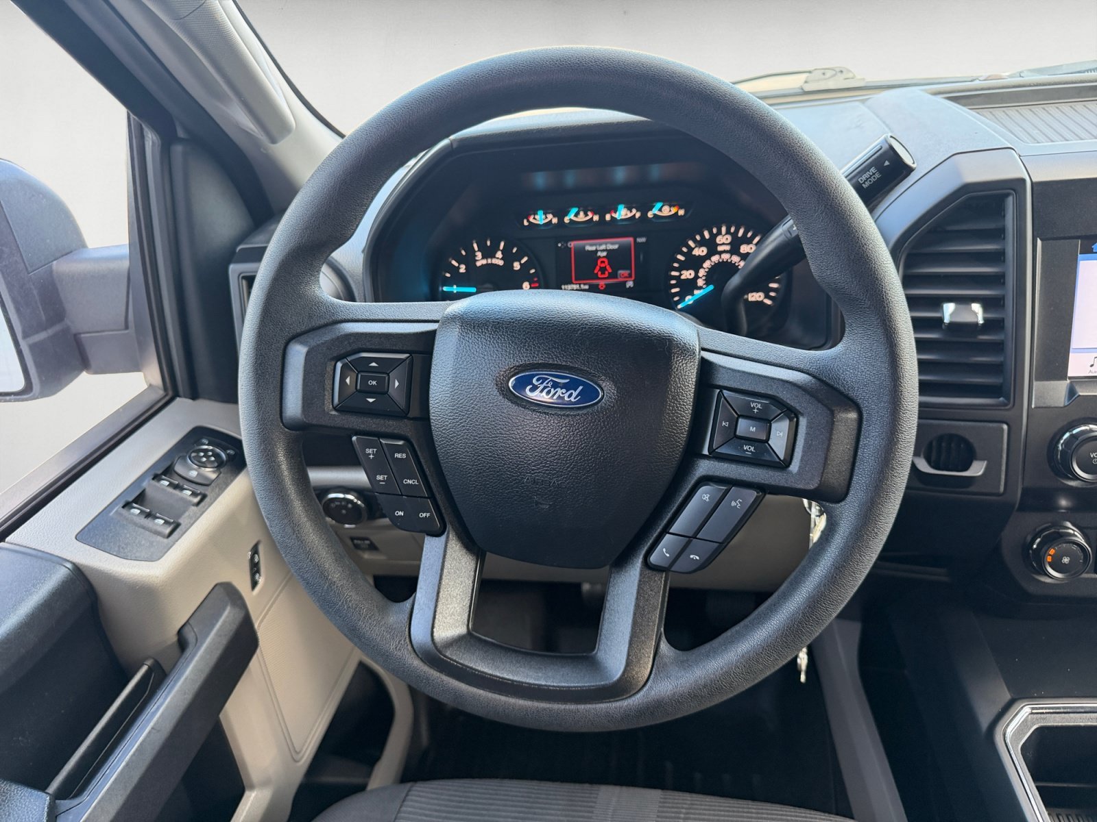 Used 2019 Oxford White Ford XL image 11
