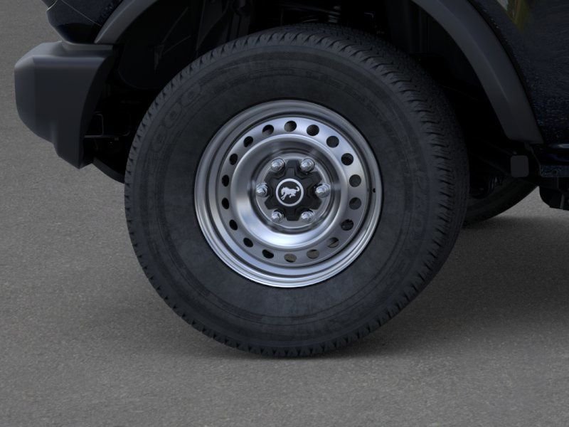 2025 Ford Bronco 4-Door Base - Photo 23
