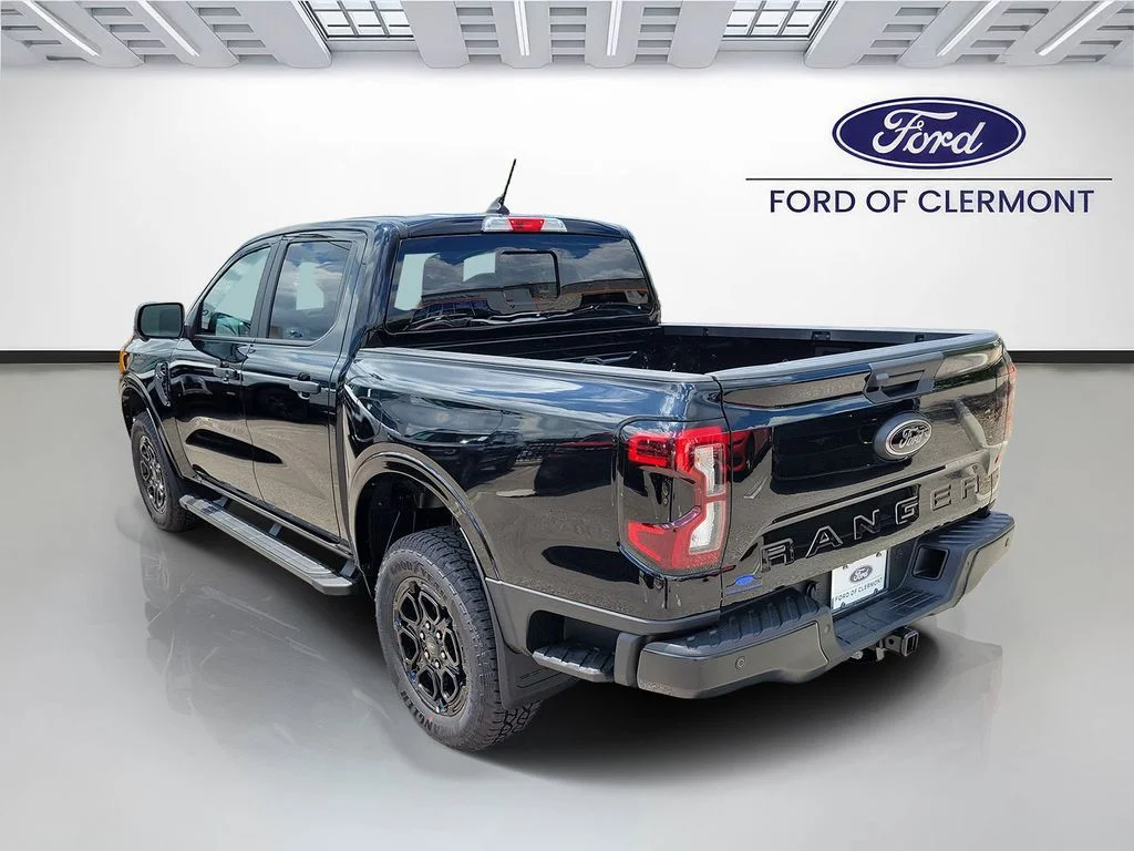 New 2026 Shadow Black Ford XLT image 3