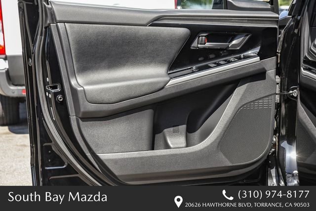 Used 2024  Toyota XLE image 23