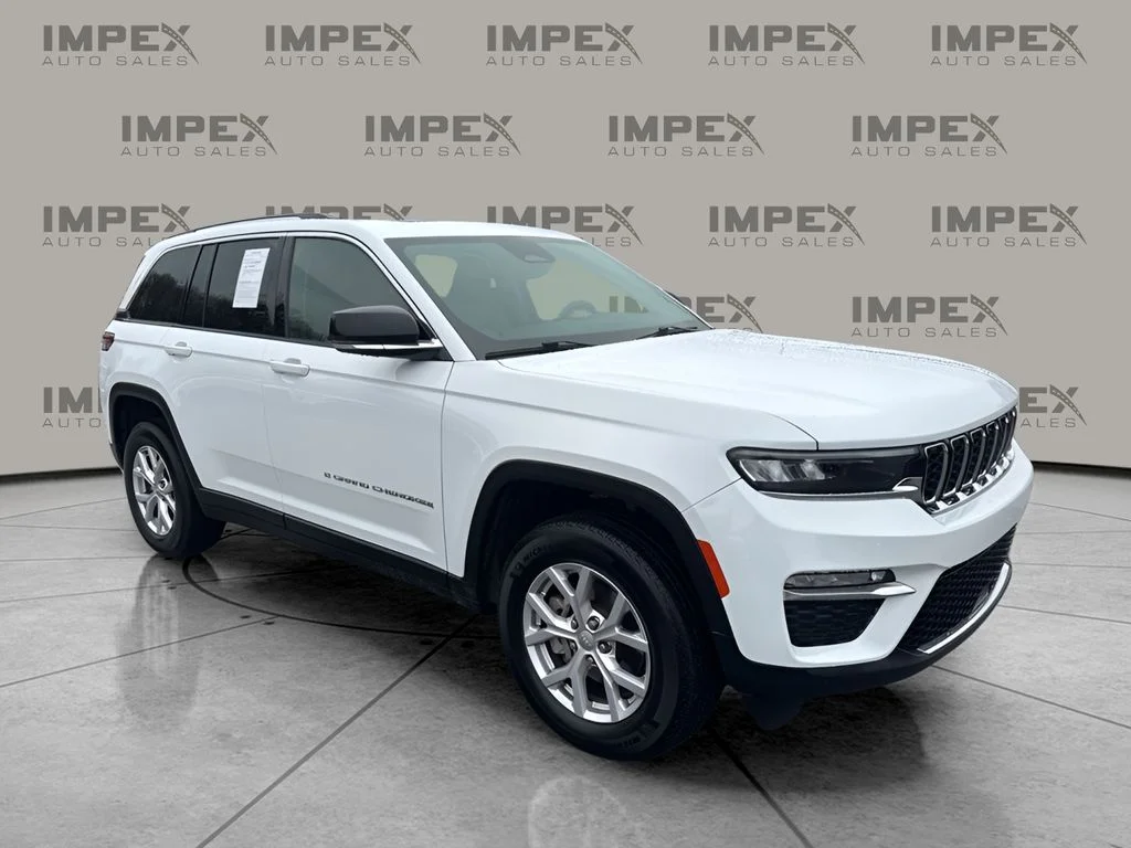 Used 2022 White Jeep Limited image 7