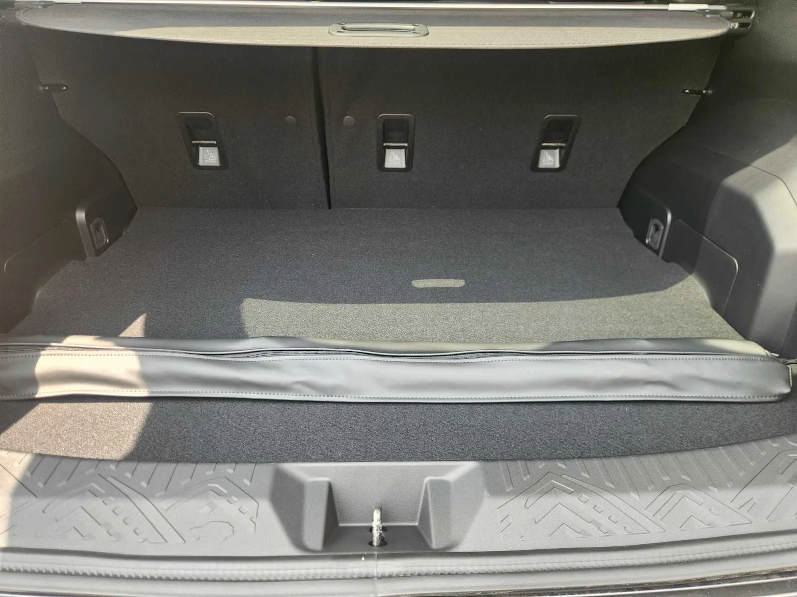 New 2026 MAGNETITE GRAY PEARL Subaru Limited image 21