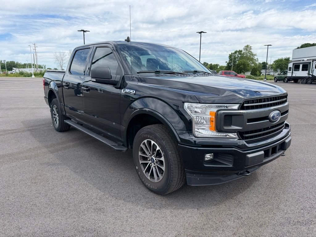 Used 2019 Black Ford XLT image 3