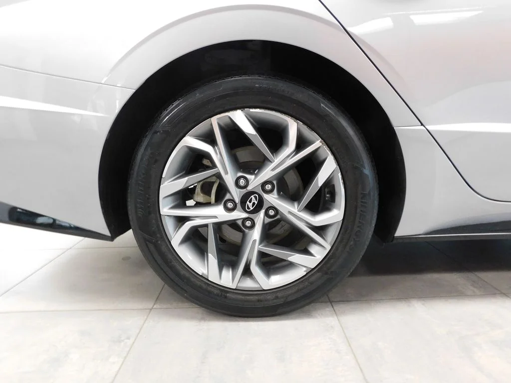 Certified Used 2023 Silver Hyundai SEL image 10
