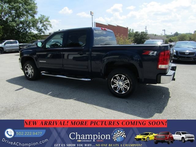 Used 2010 MIDNIGHT BLUE METALLIC GMC SLT image 7