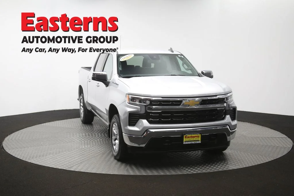 Used 2022 Silver Chevrolet LT image 53