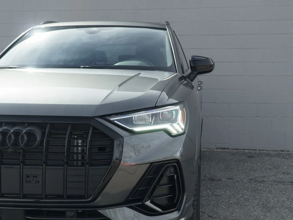 Used 2025 Gray Audi Premium Plus image 11