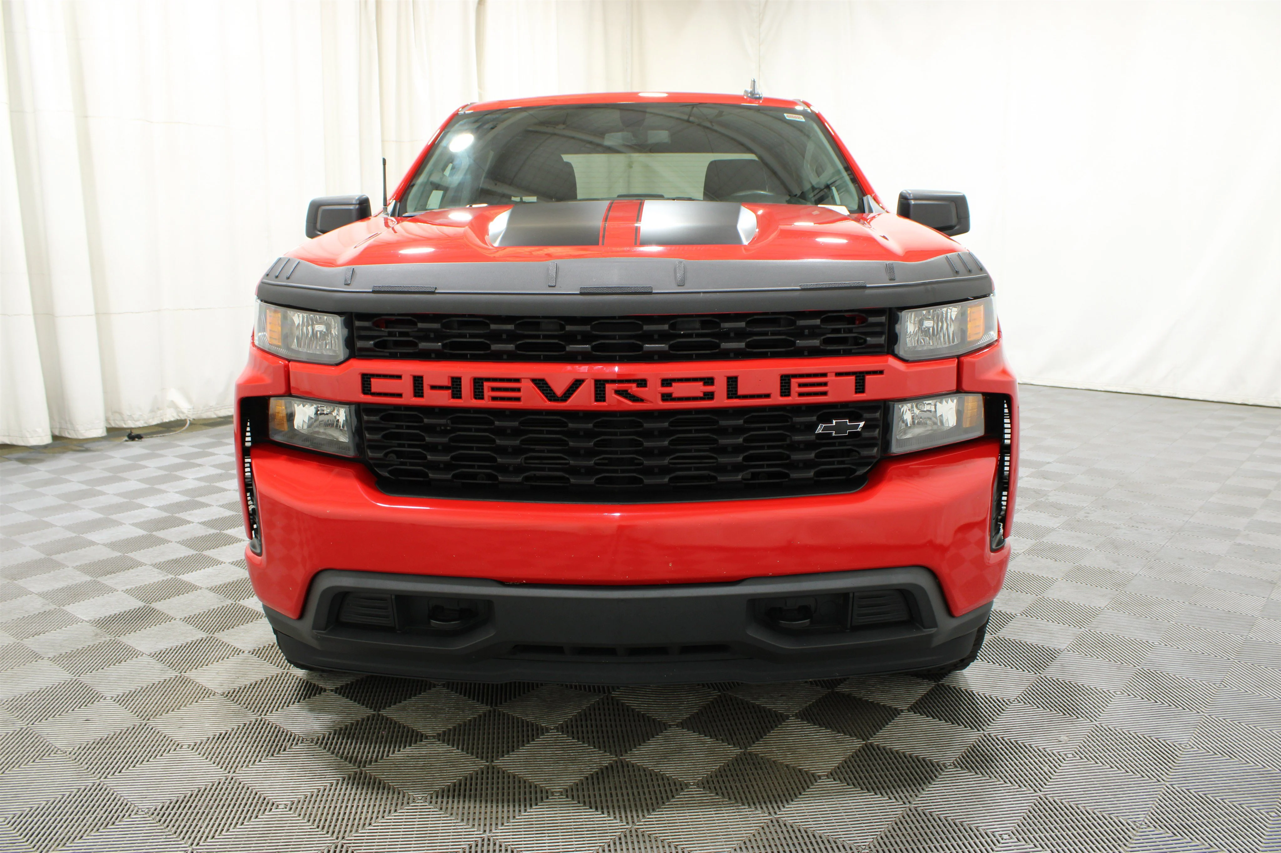 Used 2021 Red Hot Chevrolet Custom image 31