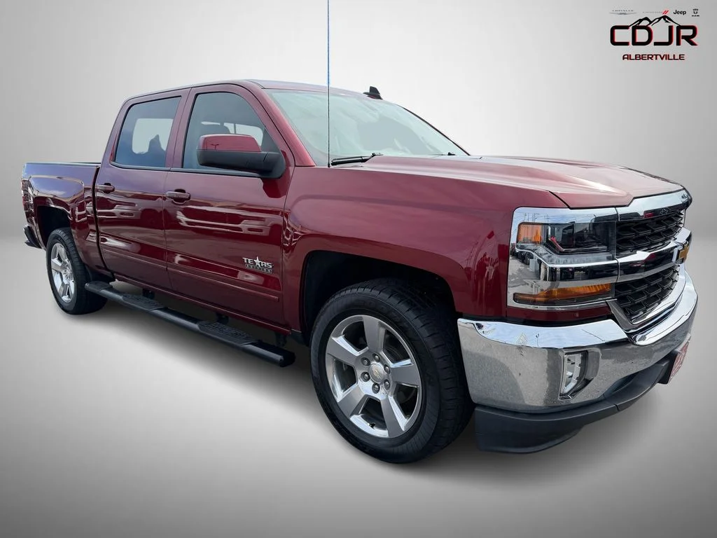 2017 Chevrolet Silverado 1500 LT Crew Cab Short Box's photo