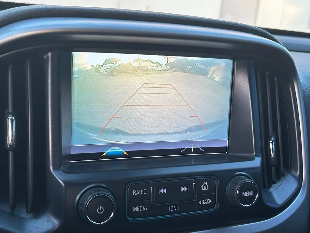 Used 2018 Graphite Metallic Chevrolet LT image 12