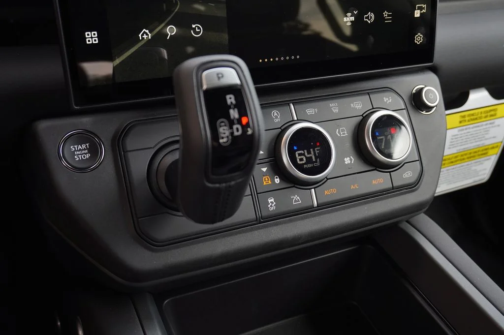 New 2026 Borasco Grey Land Rover S image 25