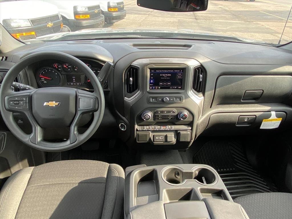 2026 Chevrolet Silverado 1500 Custom - Photo 12