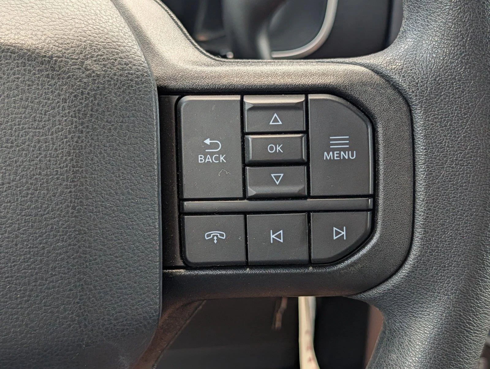 Used 2022 Oxford White Ford XLT image 36