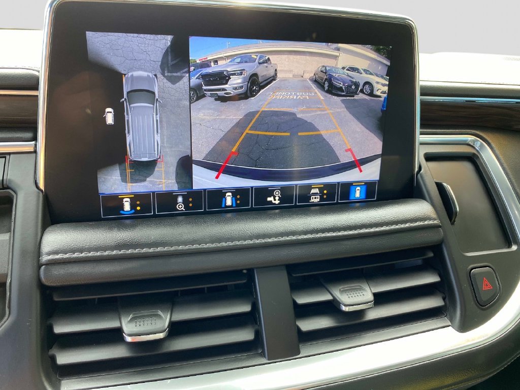Used 2021 White Chevrolet LT image 16