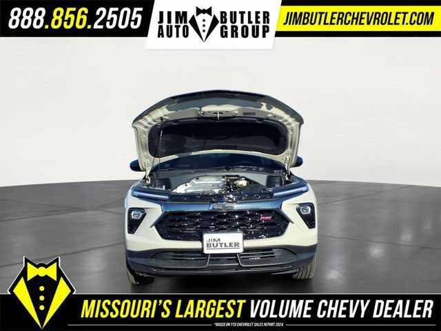 New 2026 White Sands Chevrolet RS image 22