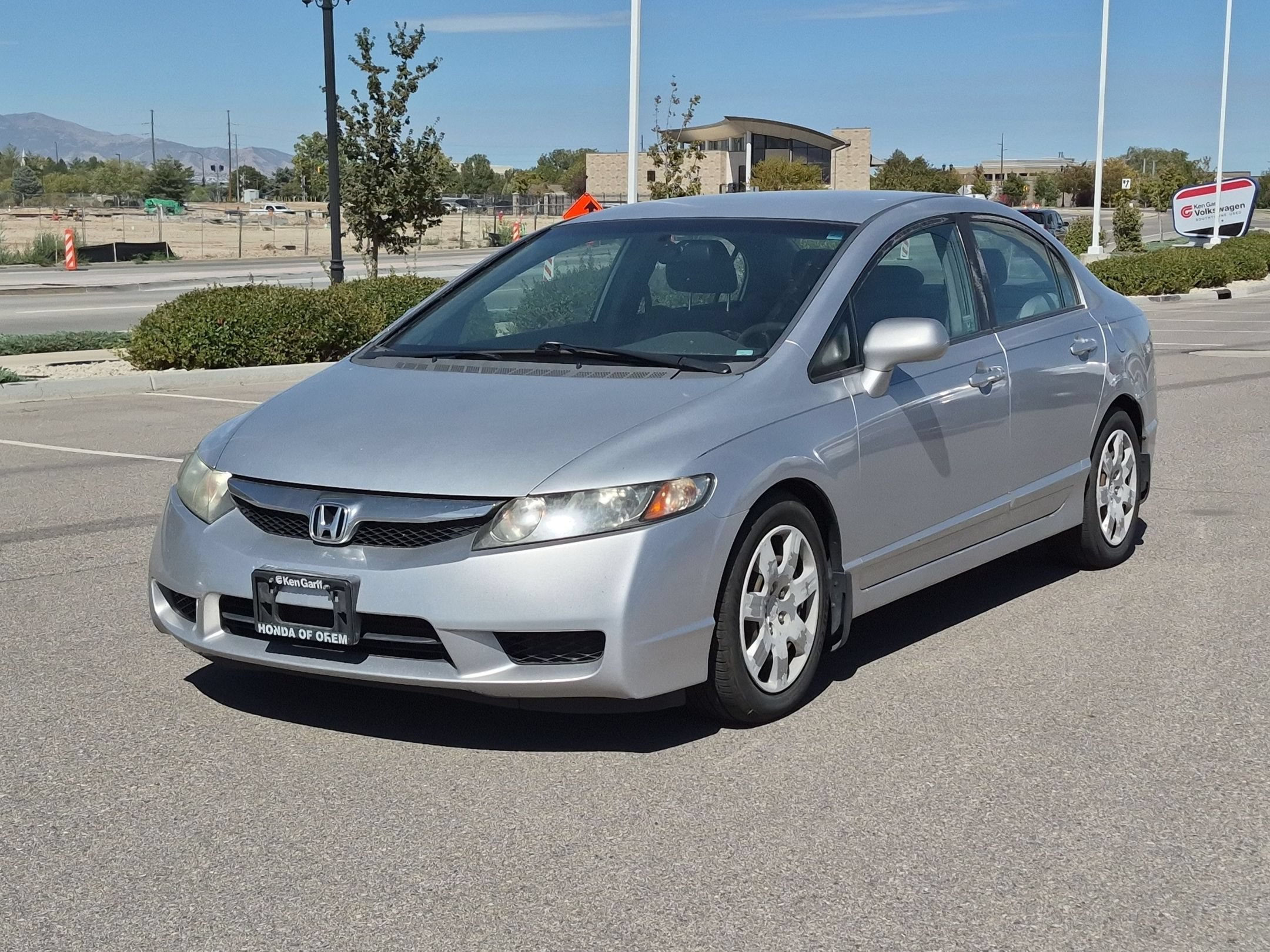 Used 2009 Silver Honda LX image 8