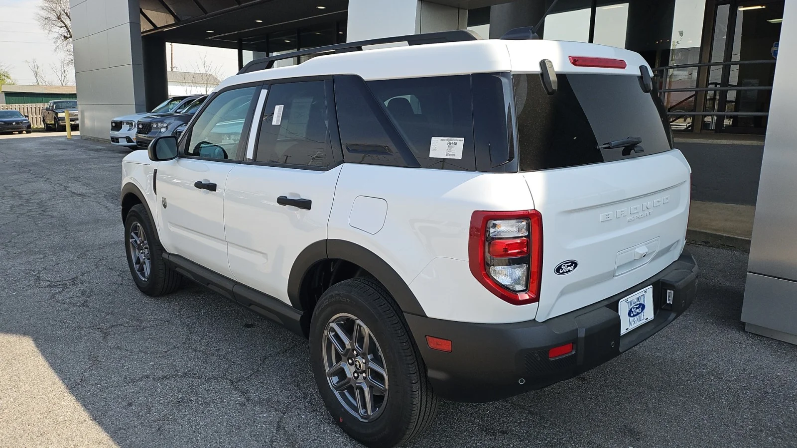 New 2026 Oxford White Ford Big Bend 4WD image 3