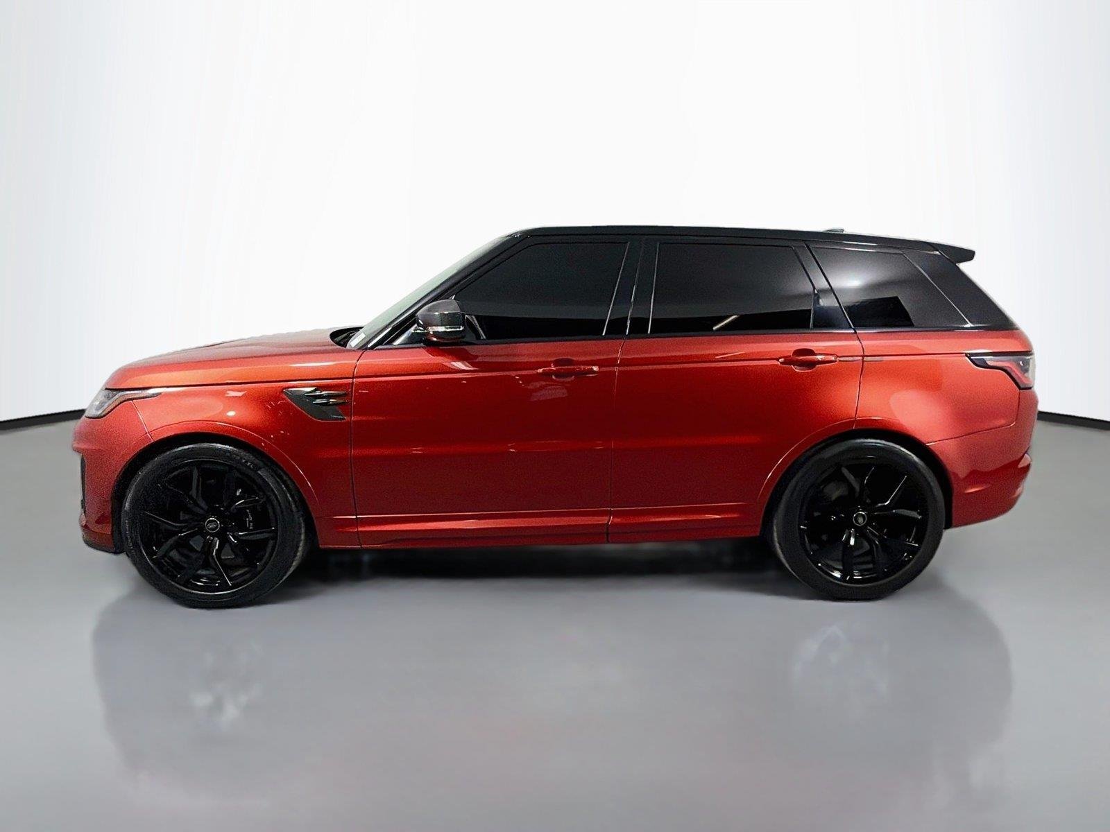 Certified Used 2022 Sanguinello Orange Gloss Land Rover SVR 575HP image 8