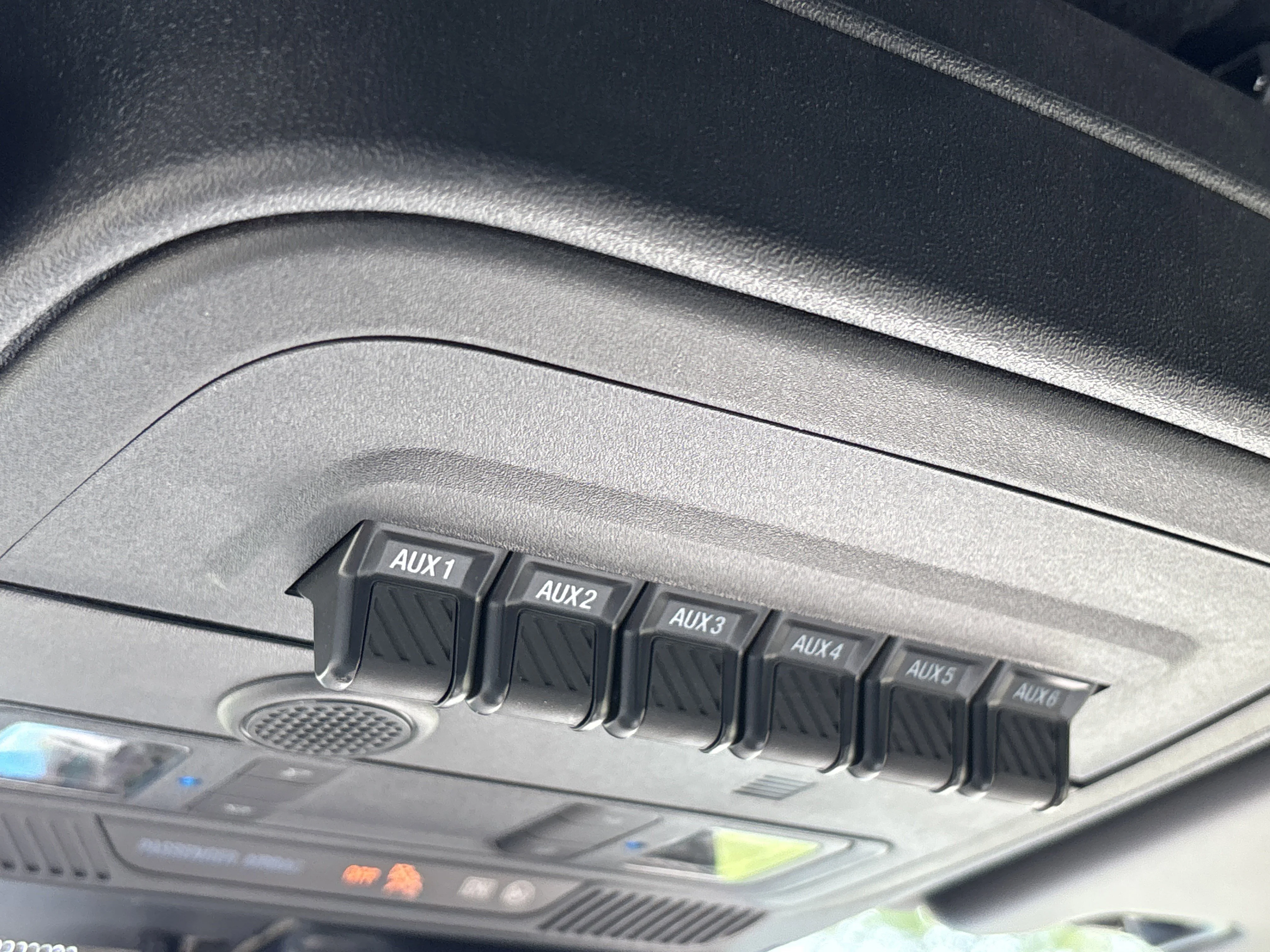 Used 2022 Velocity Blue Metallic Ford Wildtrak 2 Dr Advanced 4WD image 39