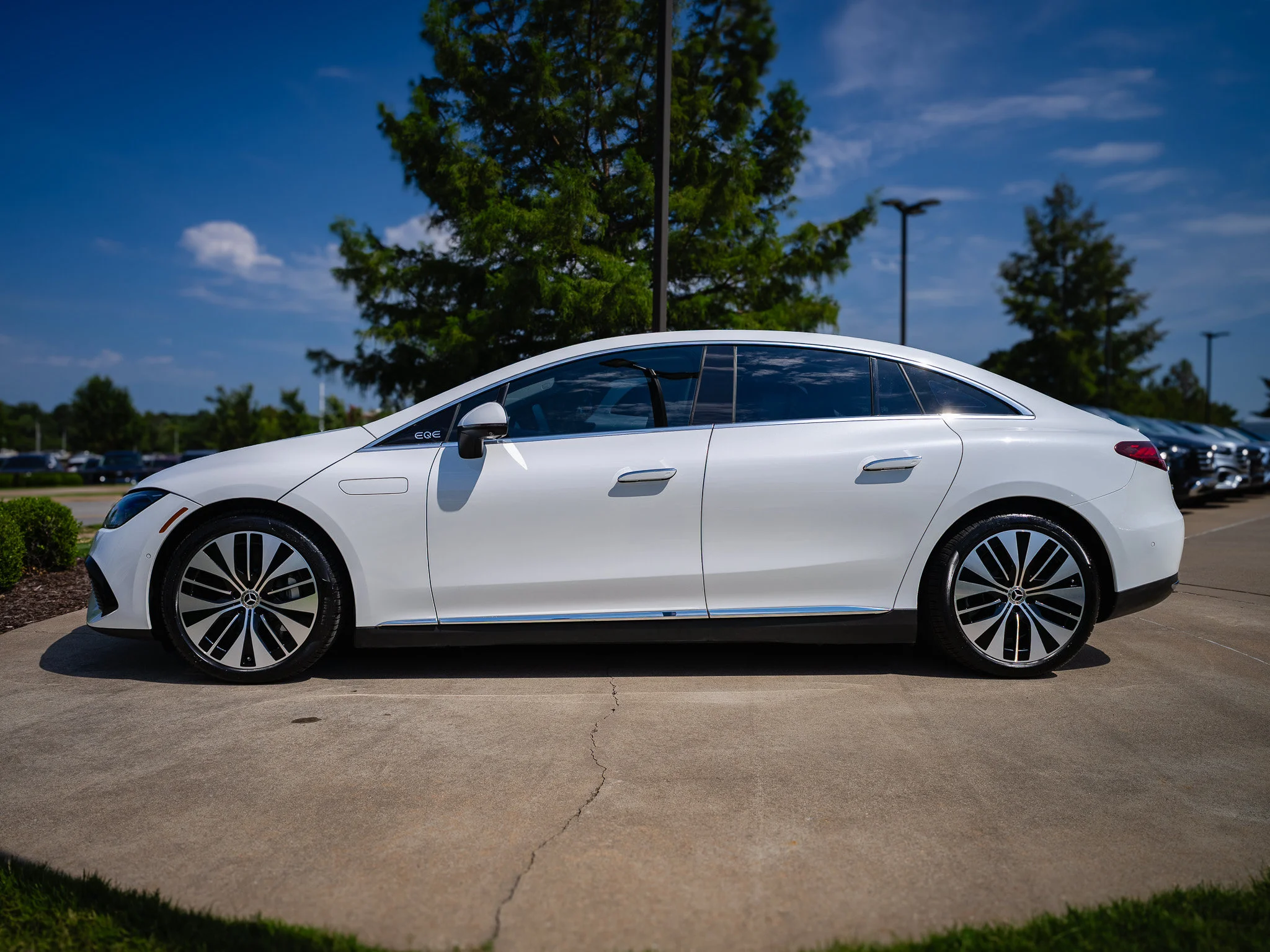 Certified Used 2023 MANUFAKTUR Moonlight White Metallic Mercedes-Benz 350 Sedan image 9