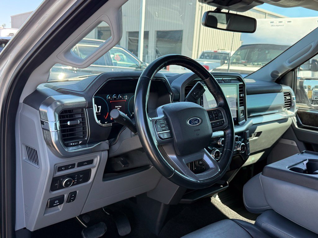 Used 2021 Silver Ford Lariat image 4