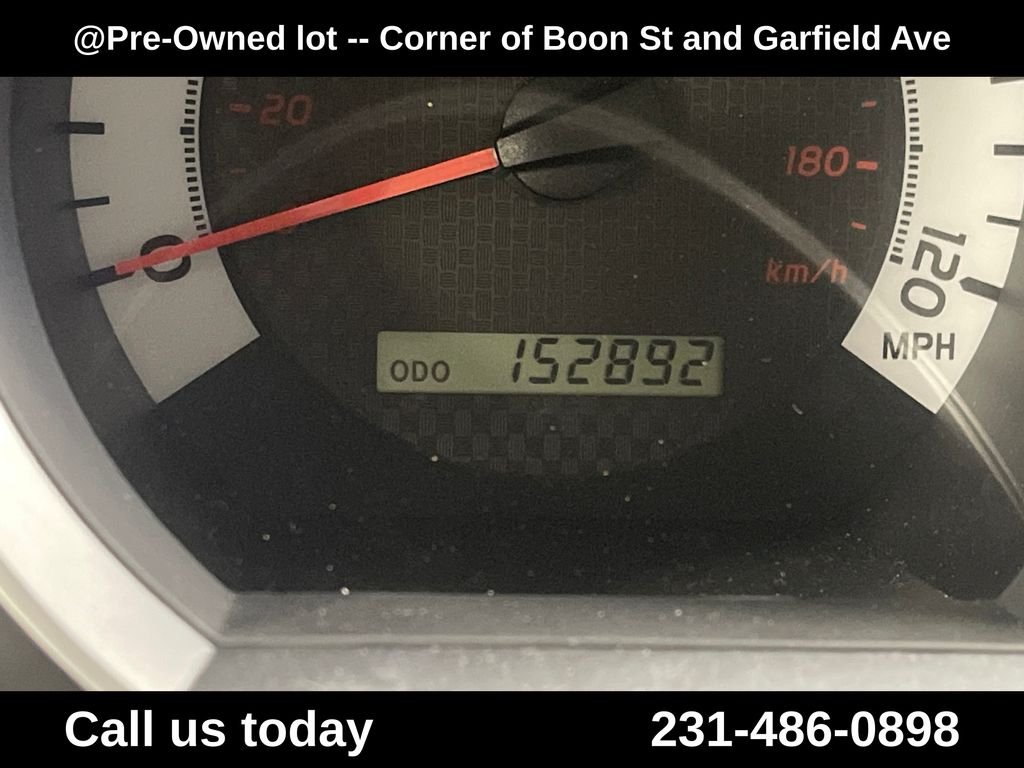 Used 2013 White Toyota Base image 24