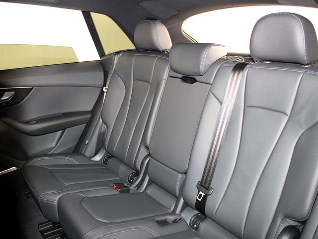 Used 2026  Audi 55 Premium image 25