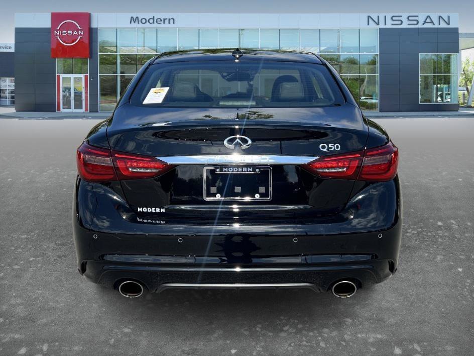 Used 2023 Black Obsidian INFINITI LUXE image 6