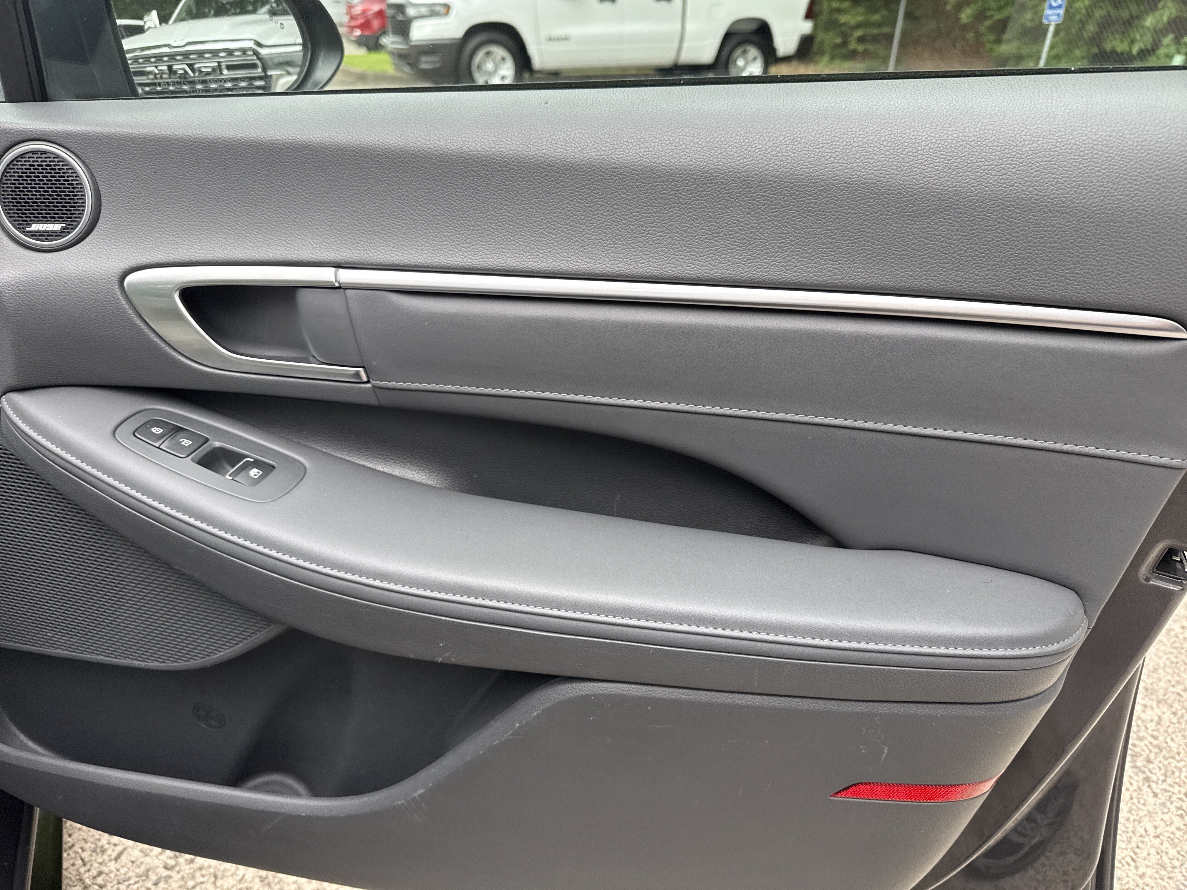 Used 2021 Portofino Gray Hyundai Limited image 14