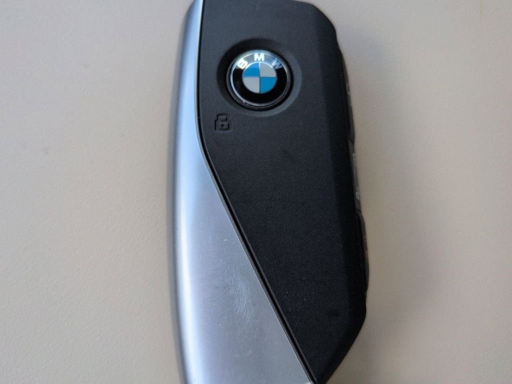 New 2025 Alpine White BMW 30 xDrive image 29