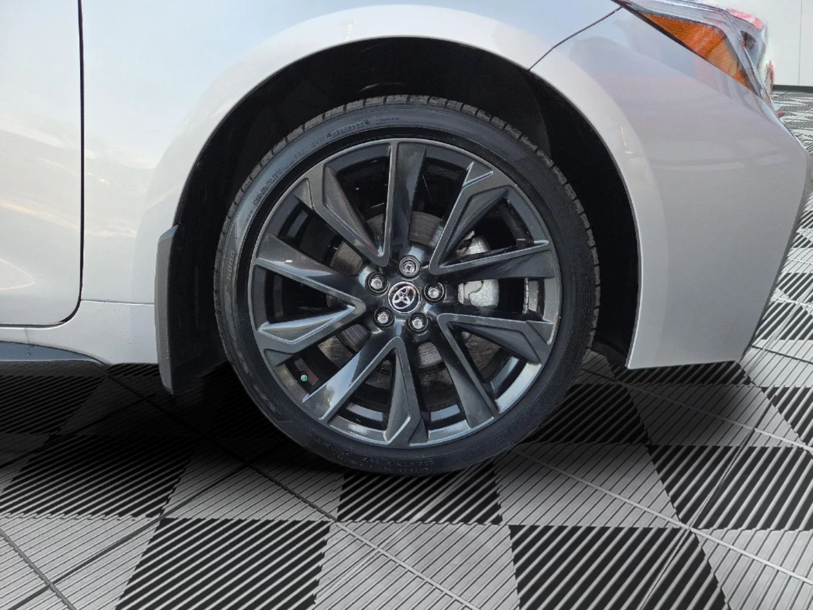 2026 Toyota Corolla XSE - Photo 32