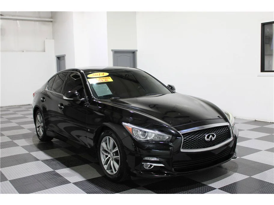 Used 2014 Black Obsidian INFINITI Premium image 3